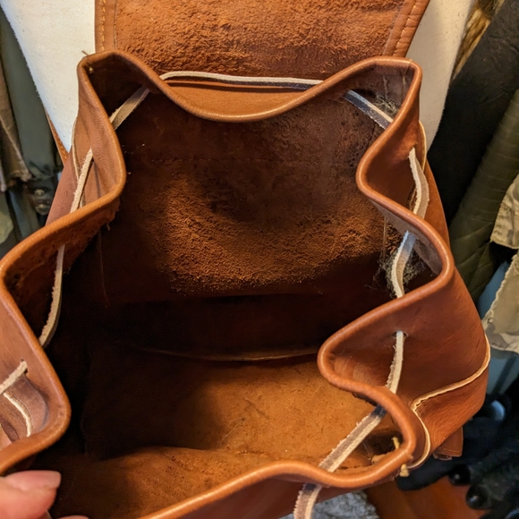 Leather Backpack - Picture 4 of 9